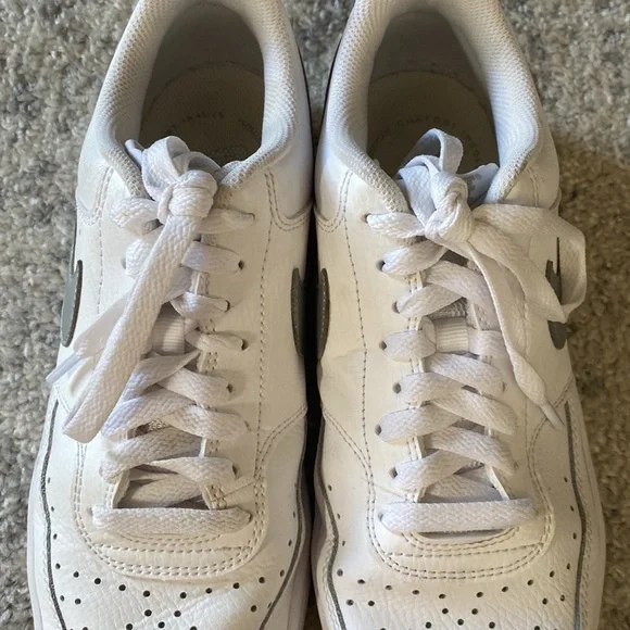 Womens Nike Court Vision Low Women’s Shoes - Picture 10 of 16